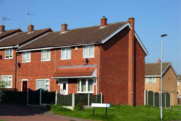 Can I Alter The Party Wall Surveyor? - A Crucial Guide From Faulkner Surveyors 3 Do you want to change the party wall surveyor you are using? Get the best results from Faulkners Banbury NOW!