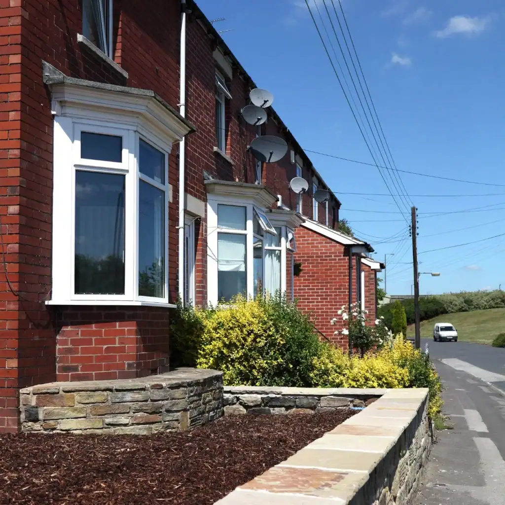 Can a Neighbour Remove Survey Stakes? 3 Min Critical Guide to Avoid Legal Issues 2 Faulkner Party Wall Surveyors Banbury : Can My Neighbour Remove Survey Skates